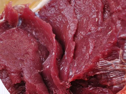 Beef_meat_color.jpg